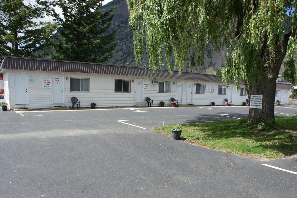 Elks Motel Keremeos Exterior photo